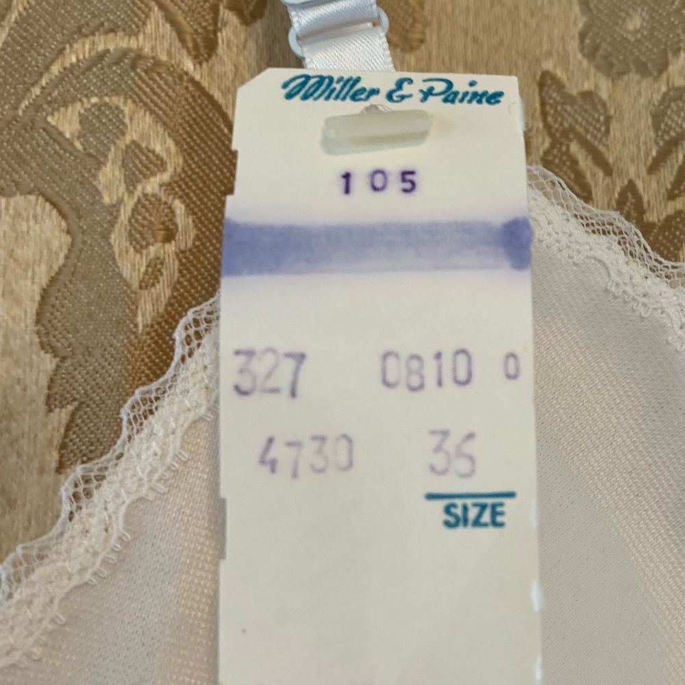 💰SALE💰 Vintage *NWT* Vanity Fair Slip - Picture 7 of 12